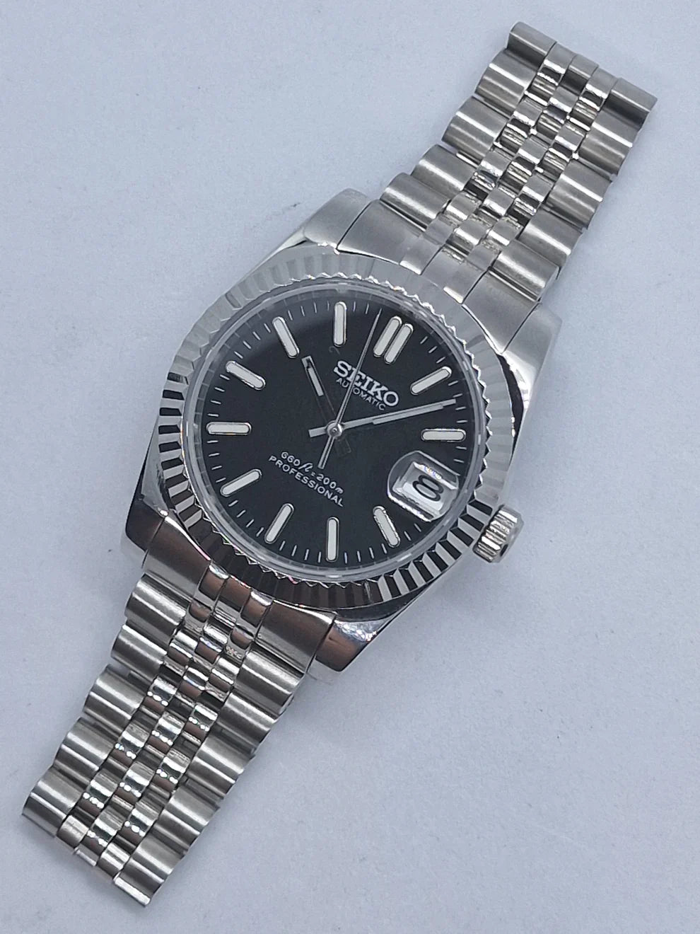 BLACK DIAL