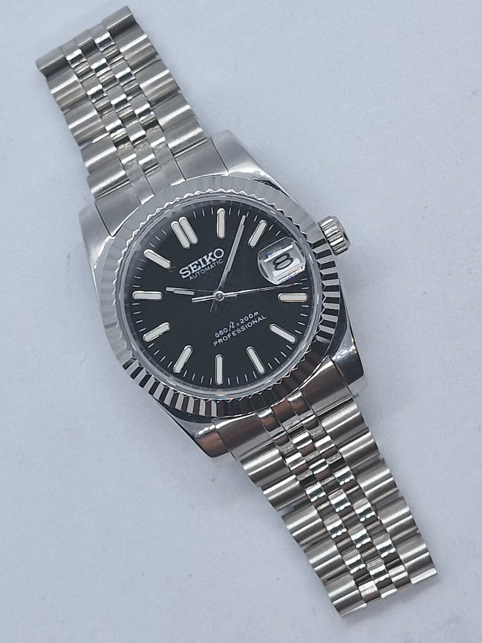 BLACK DIAL
