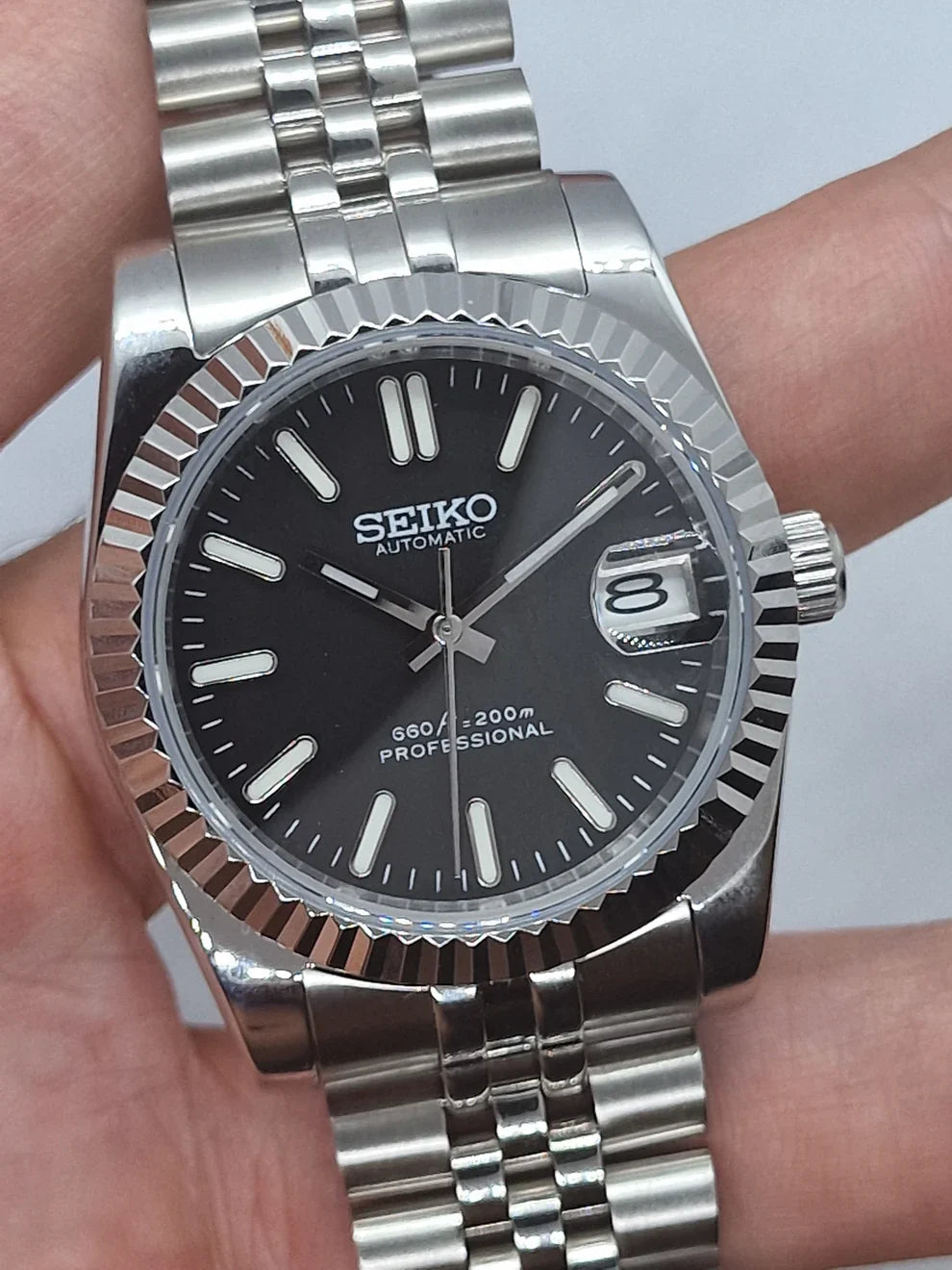 BLACK DIAL