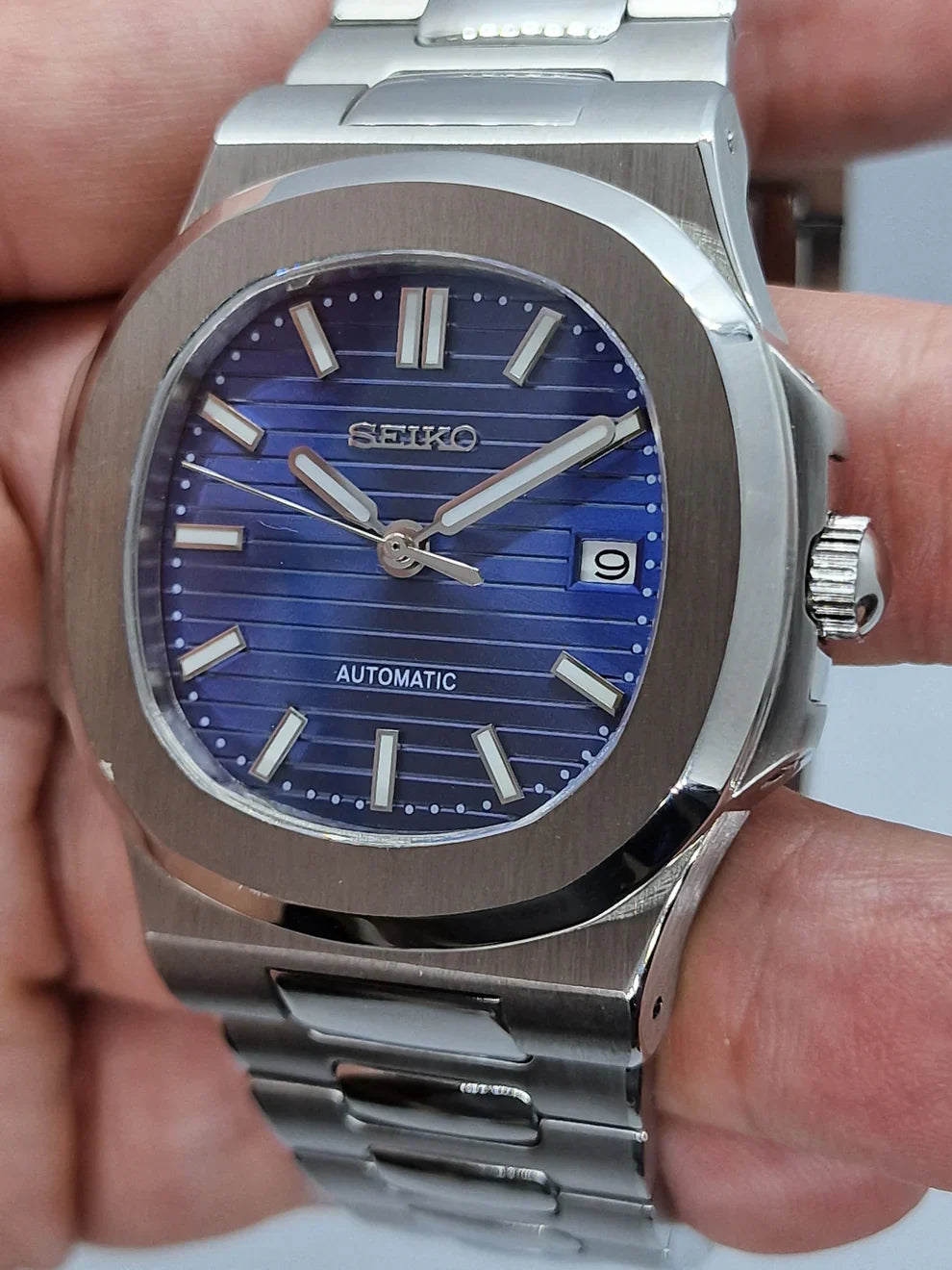 NAVY BLUE DIAL