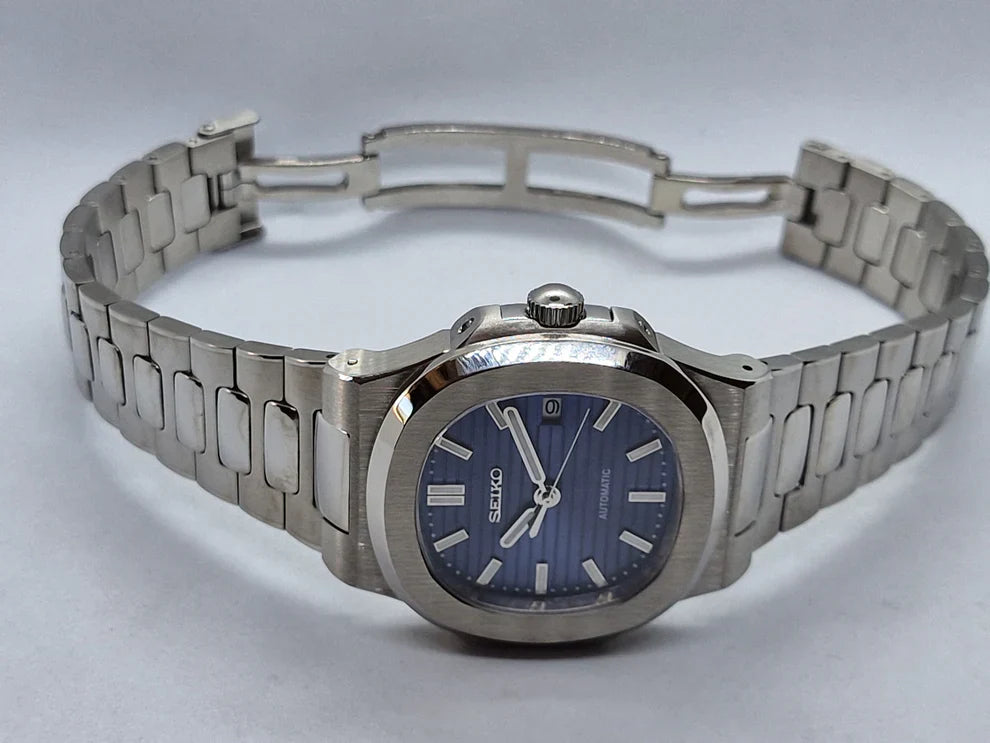 NAVY BLUE DIAL
