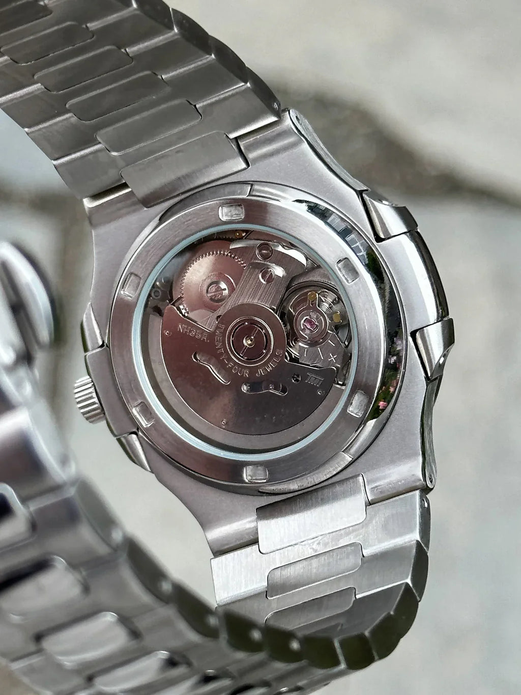 GRAY DIAL