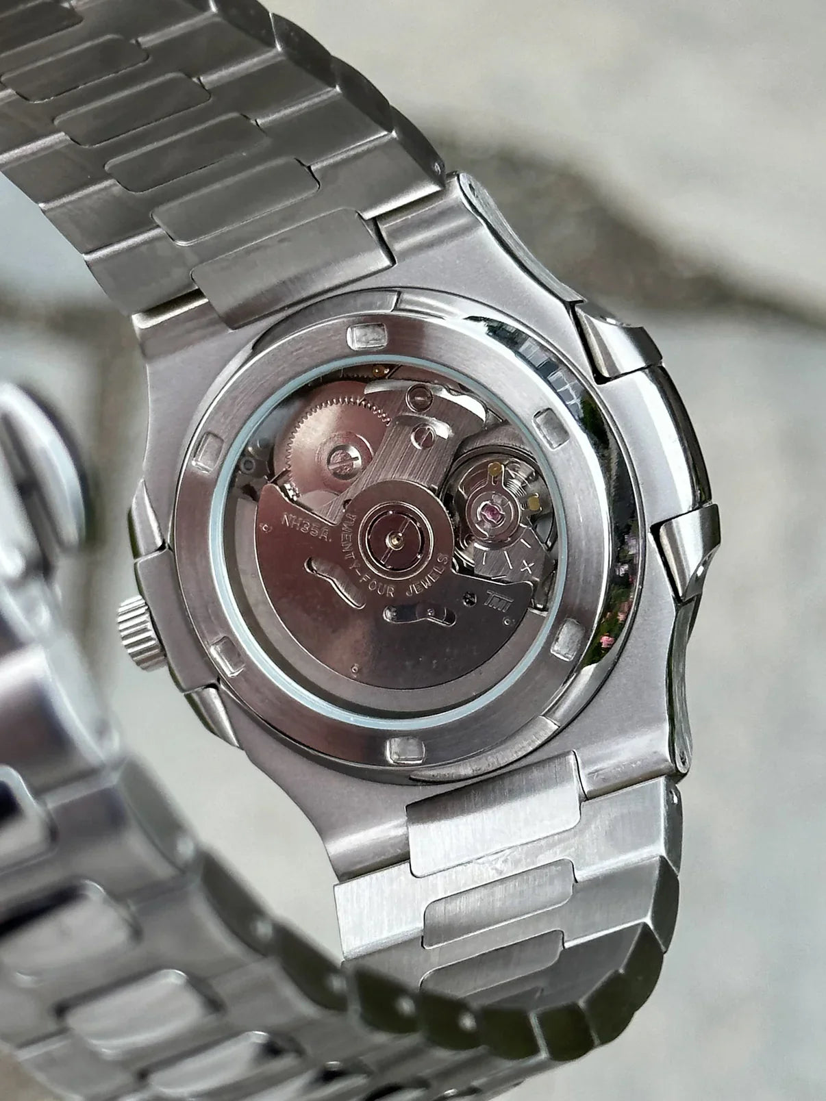 GRAY DIAL