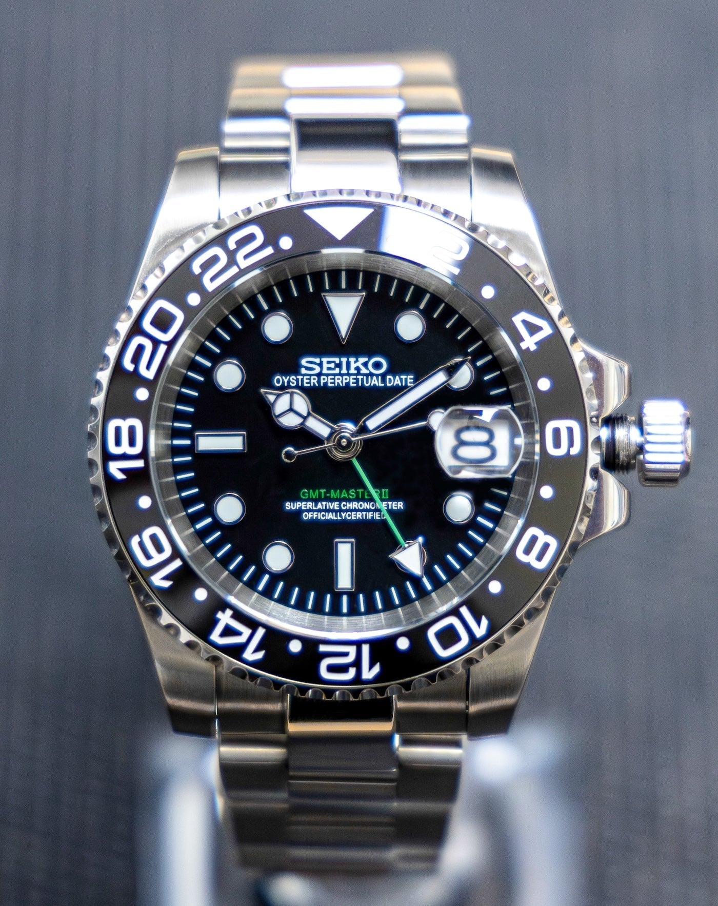 BLACK DIAL