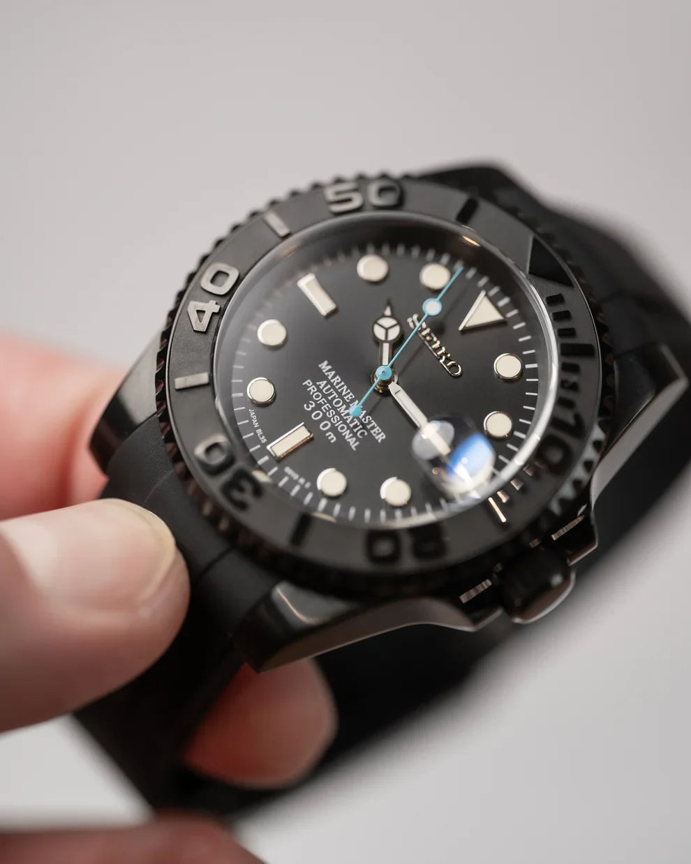 BLACKED OUT SUB