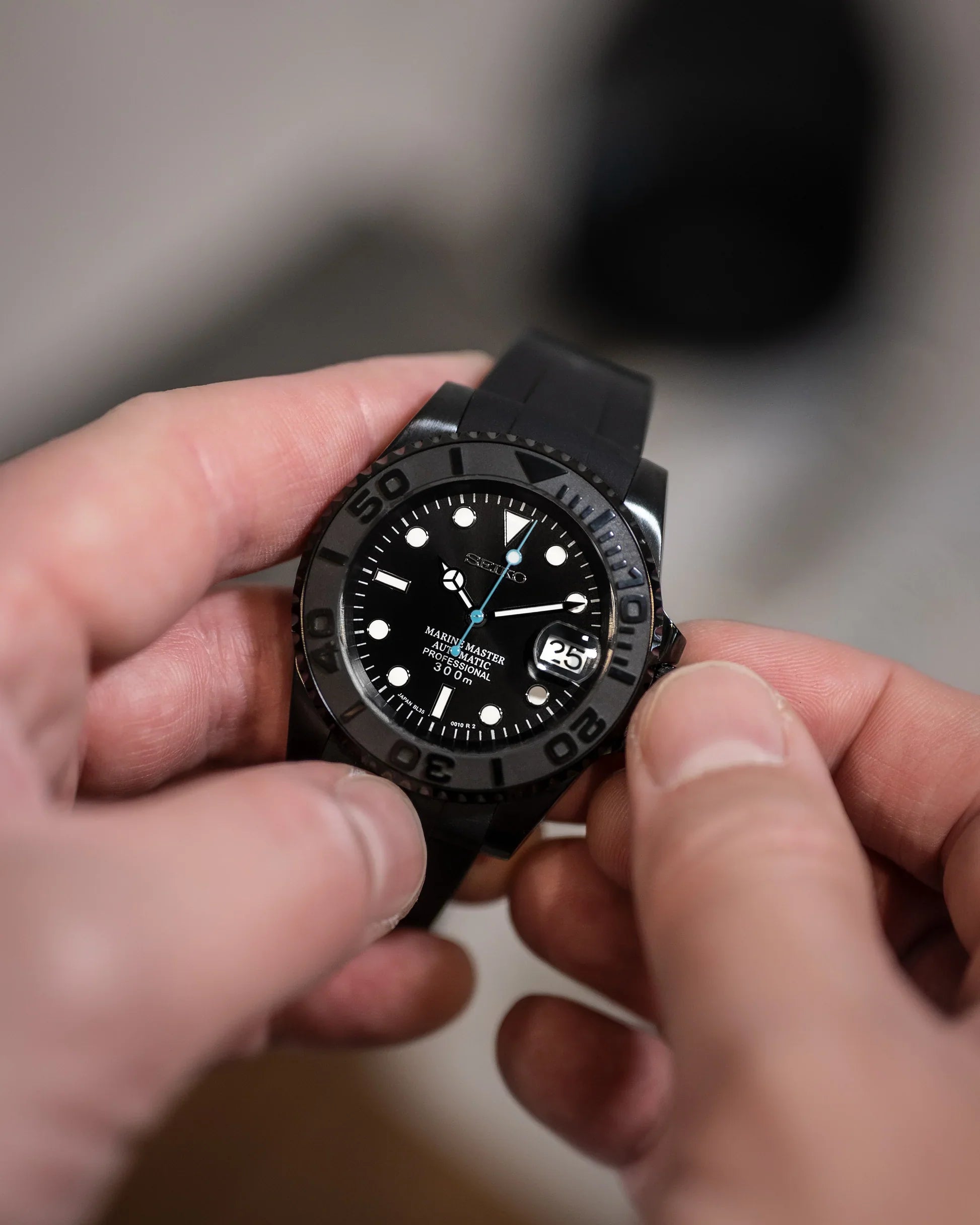 BLACKED OUT SUB