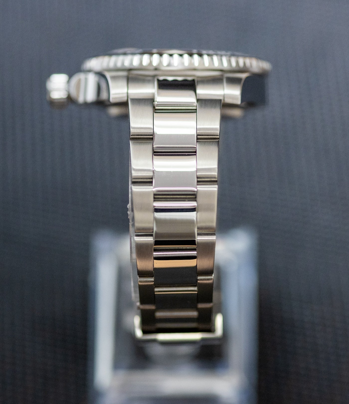 BLACK DIAL