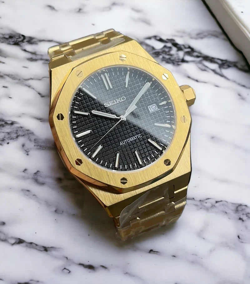 ROYAL GOLD BLACK DIAL