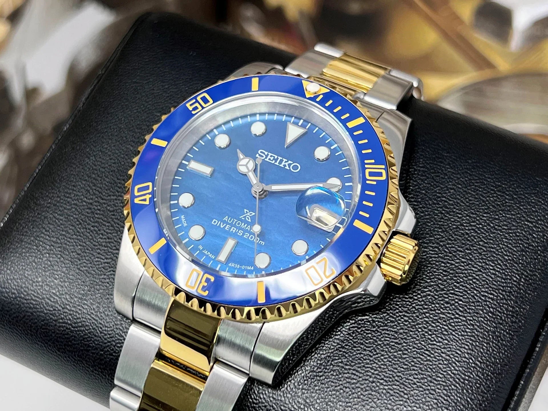 TWO TONE OCEAN