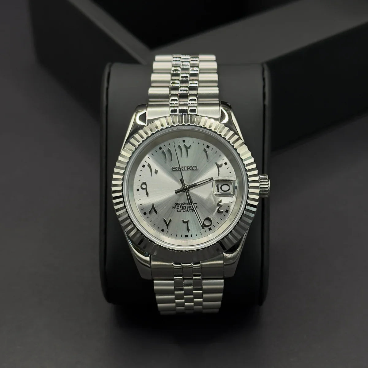 GREY ARABIC DIAL