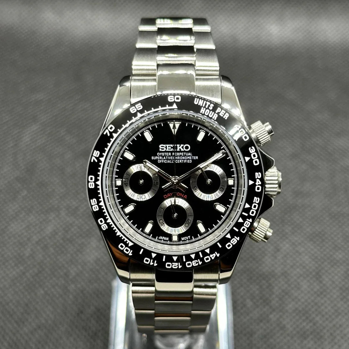 BLACK DIAL
