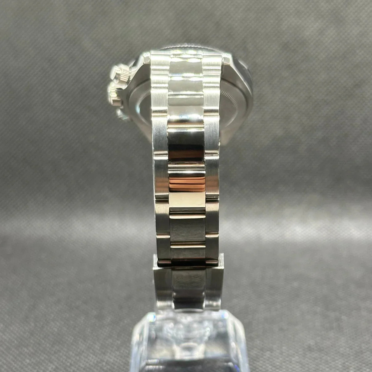 BLACK DIAL