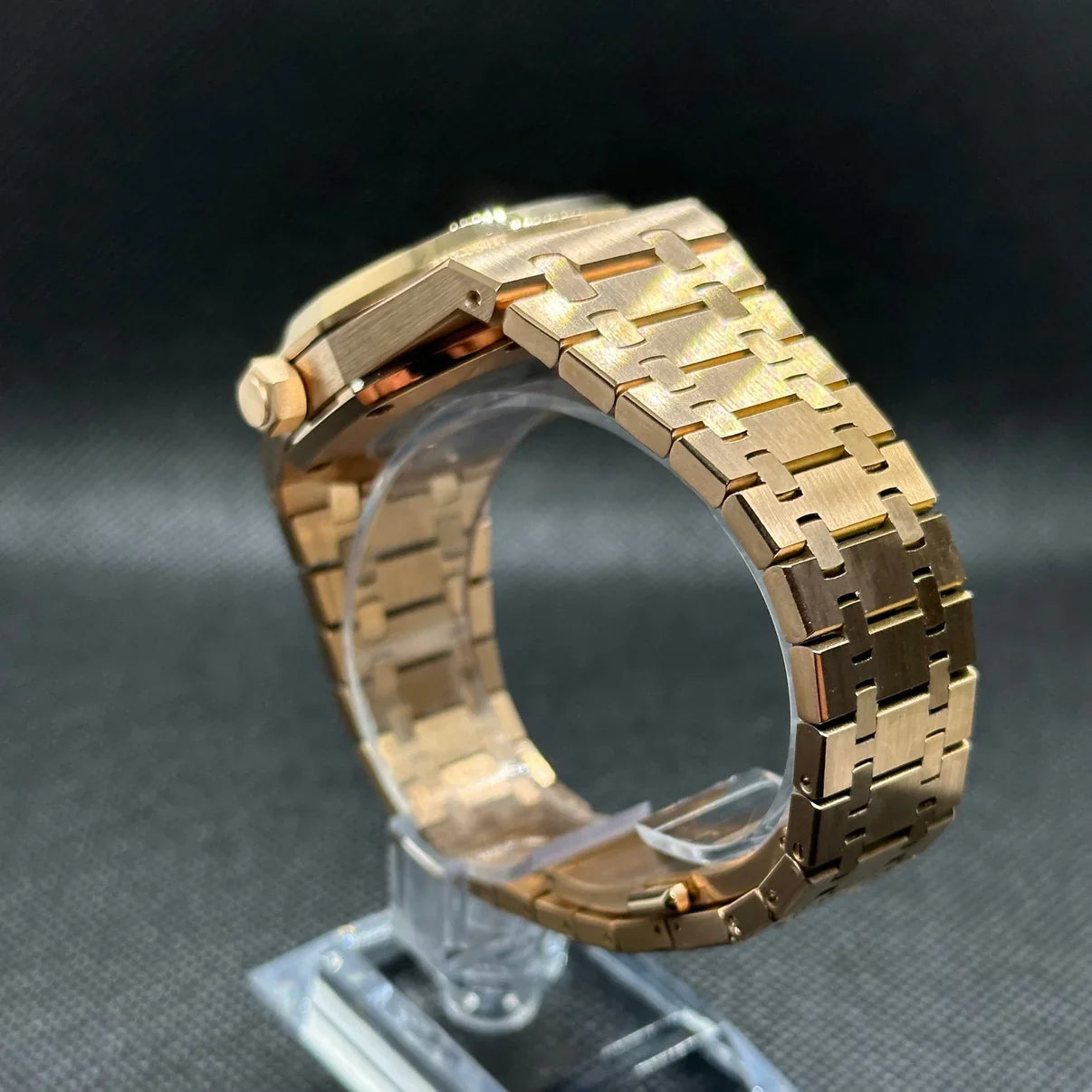 ROYAL ROSE GOLD WHITE DIAL