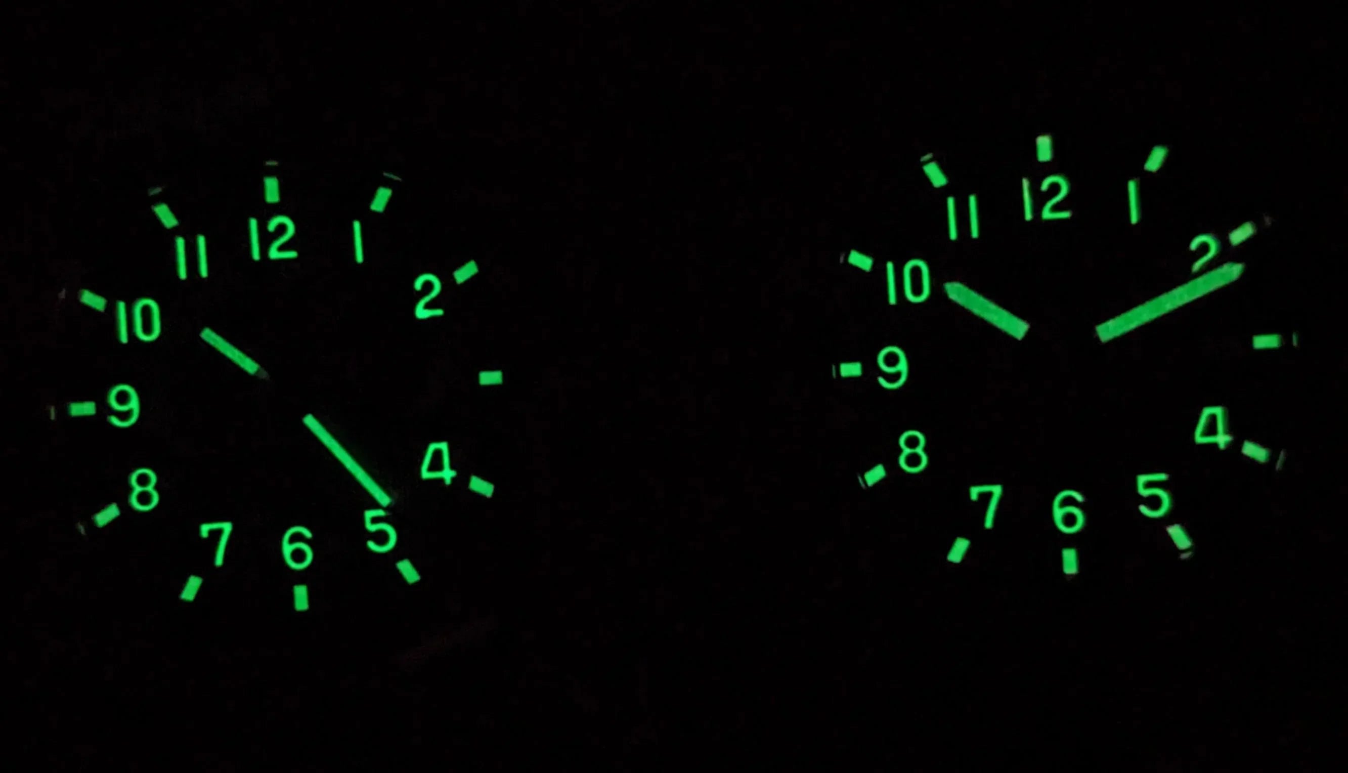 GREEN DIAL & STRAP GLOW IN THE DARK